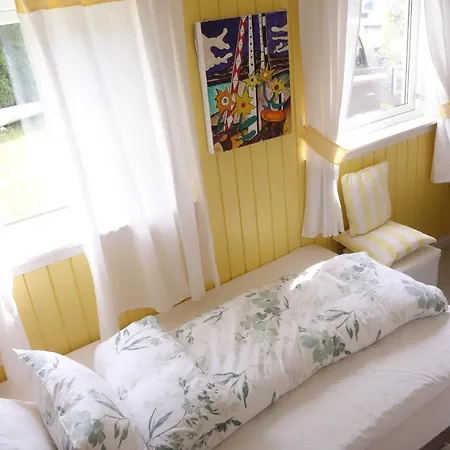 Bed & Breakfast, Randvik Frühstückspension *