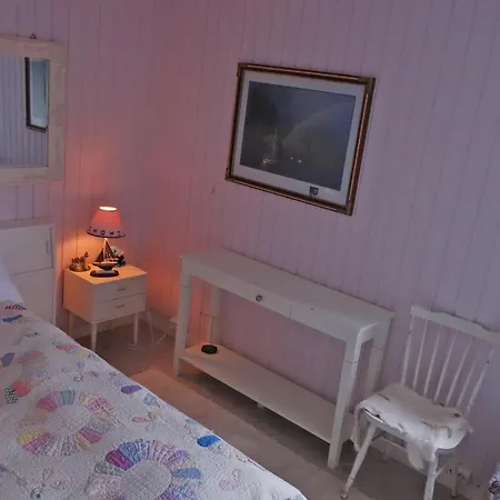Bed & Breakfast, Randvik Frühstückspension