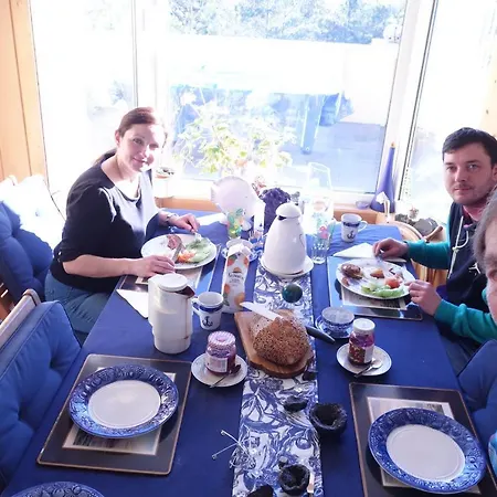 Bed & Breakfast, Randvik *