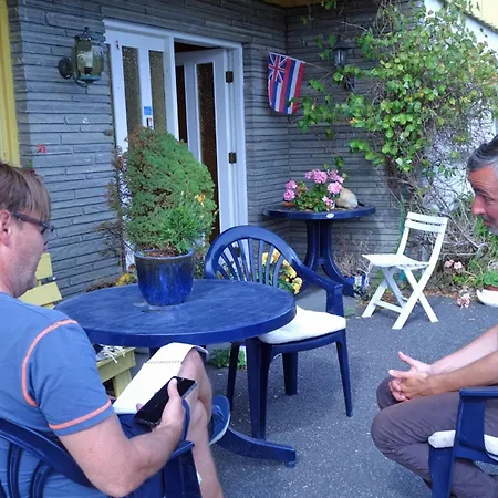 Bed & Breakfast, Randvik *